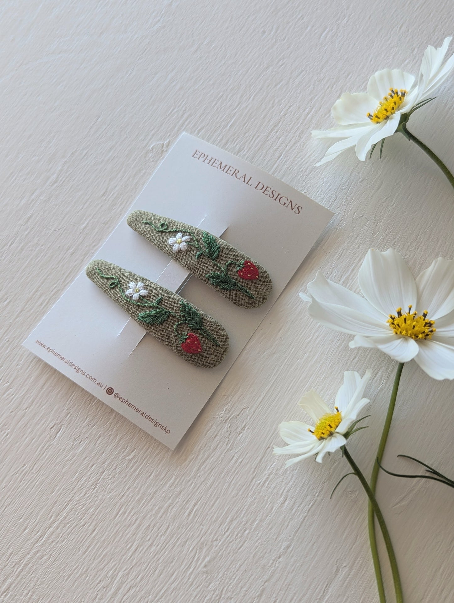 Strawberry sprig Clips