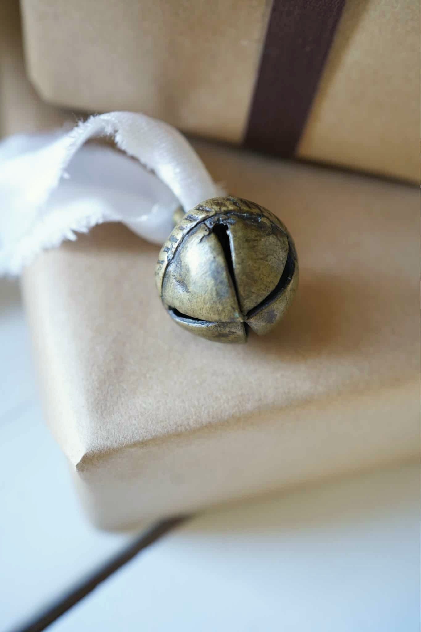 Vintage Bell {II}