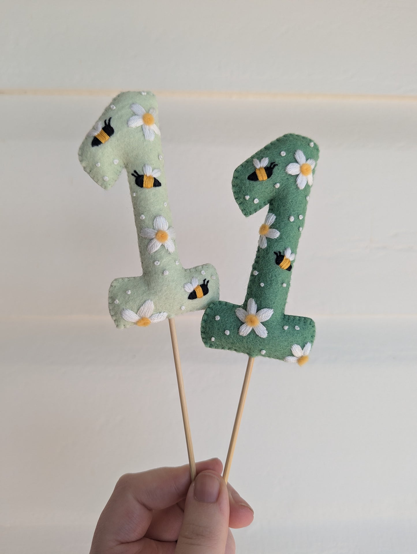 CUSTOM - Cake Topper: Bees