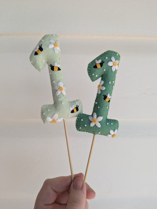CUSTOM - Cake Topper: Bees