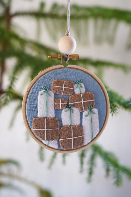 Presents Everywhere *PRE-ORDER*