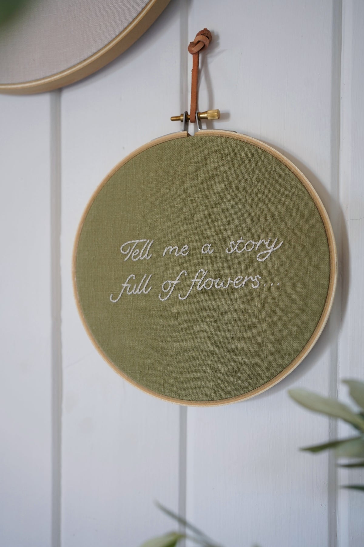 Quote Hoop 6" - Tell me a .. {II}